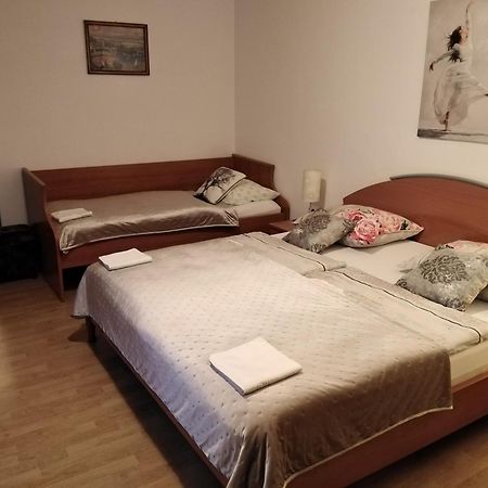Rooms Kapelj Postojna Luaran gambar