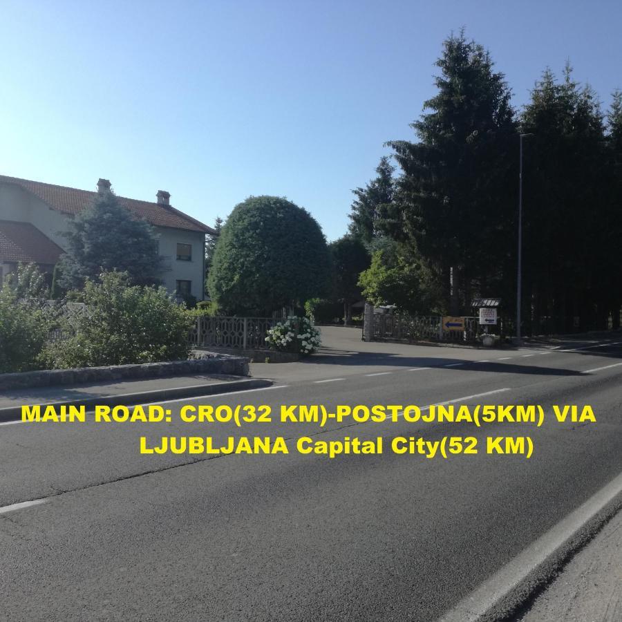 Rooms Kapelj Postojna Luaran gambar
